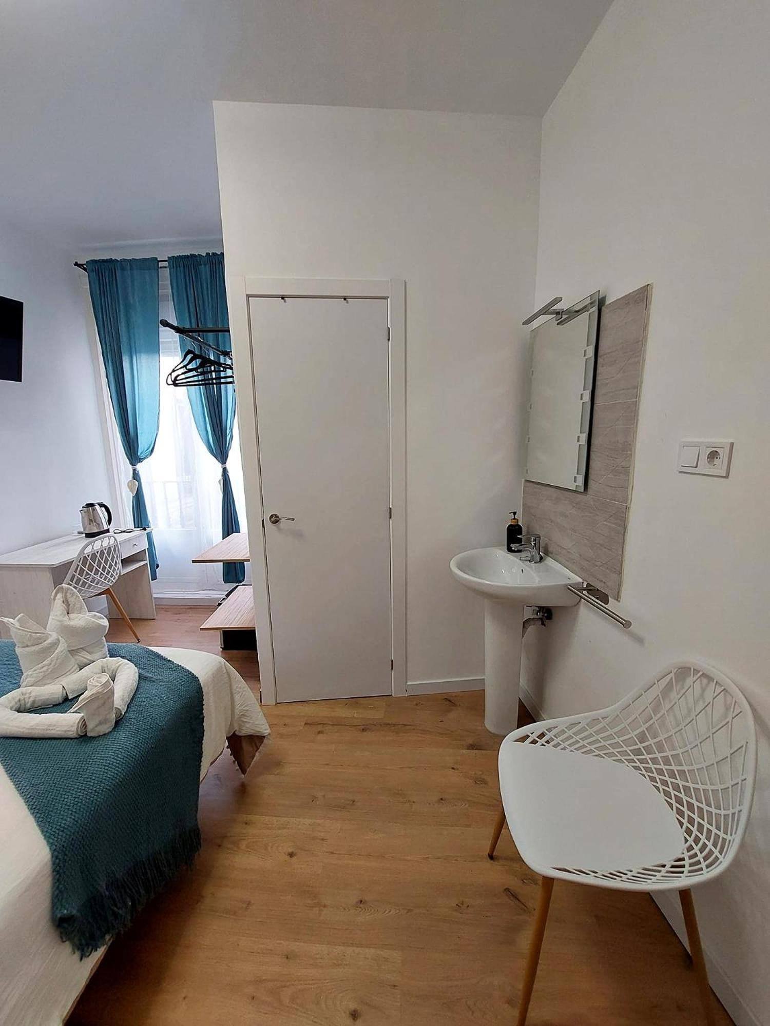 Habitaciones Universal Madrid Extérieur photo